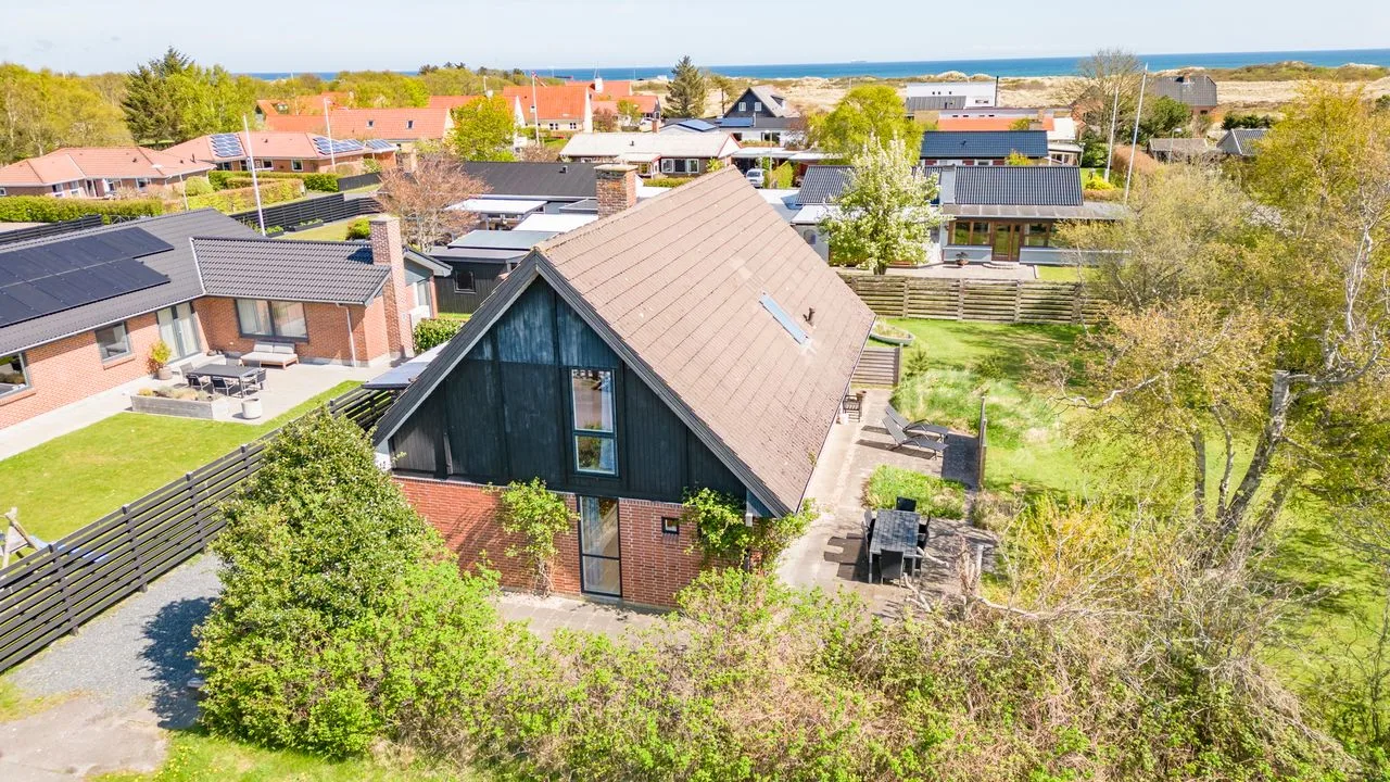 Solsortevej 13