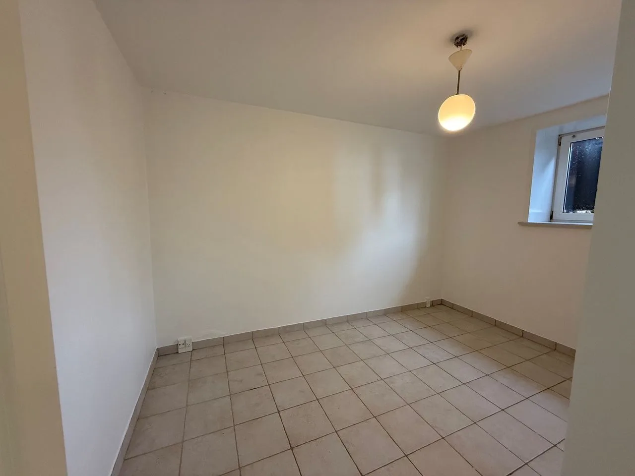 Fin kælderlejlighed på 60 m² billede 6